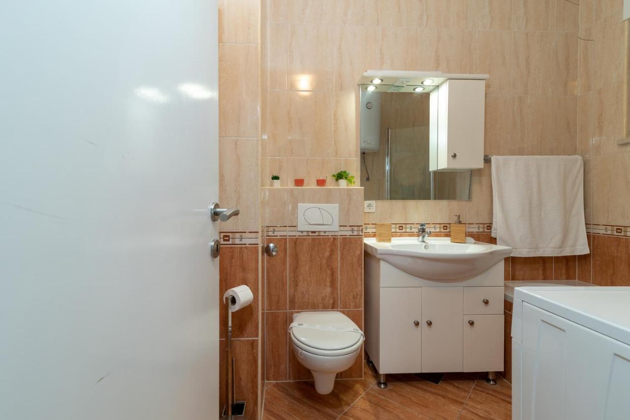 Apartment Angela Trogir Eksteriør bilde