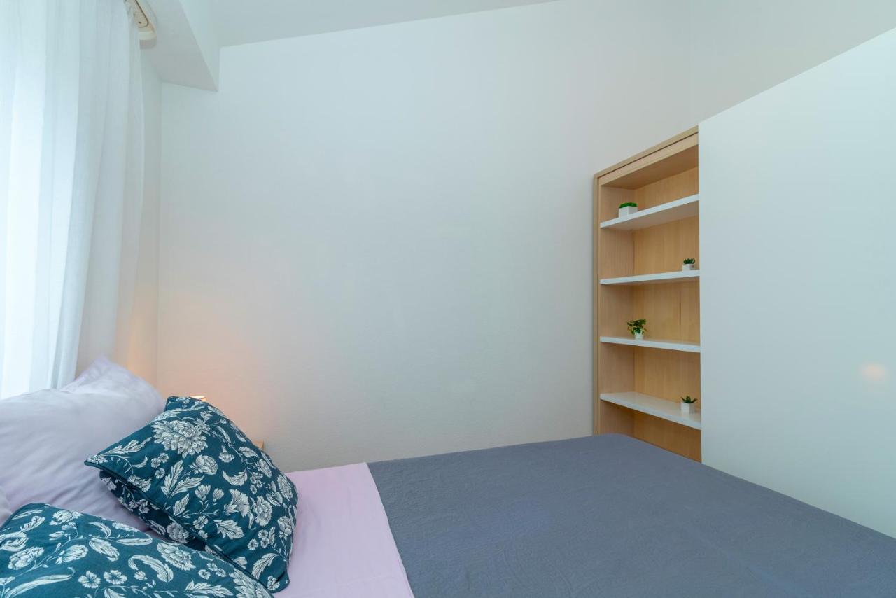 Apartment Angela Trogir Eksteriør bilde